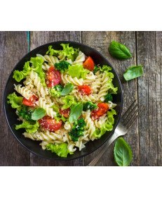 Salada de macarrão alho e óleo Salada de macarrão alho e óleo